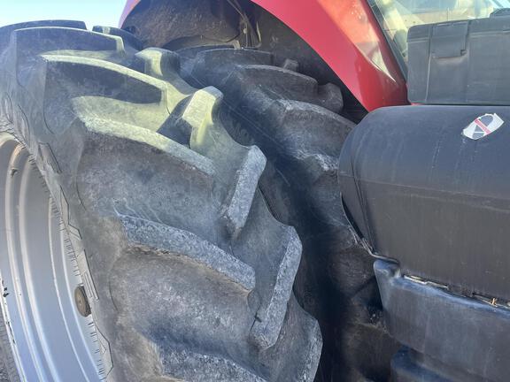 2011 Case IH Magnum 260 Tractor