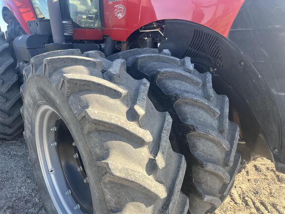 2011 Case IH Magnum 260 Tractor