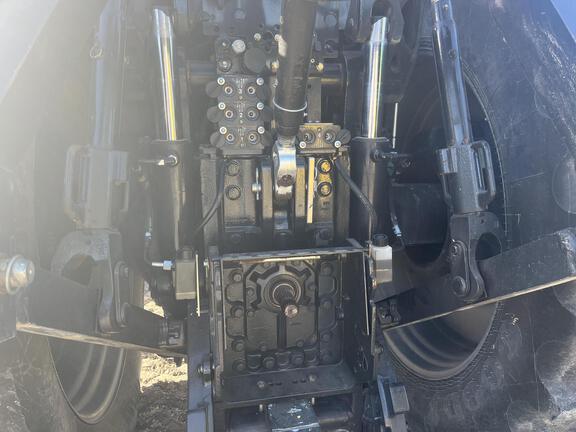 2011 Case IH Magnum 260 Tractor