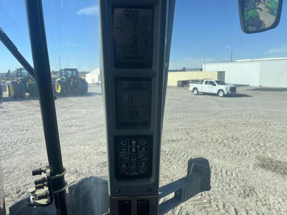 2011 Case IH Magnum 260 Tractor