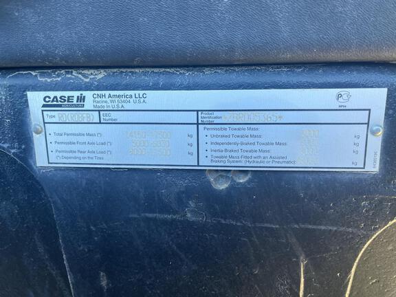 2011 Case IH Magnum 260 Tractor