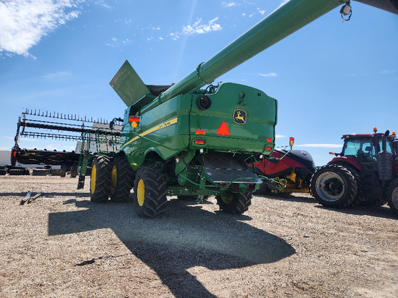 2024 John Deere S770 Combine