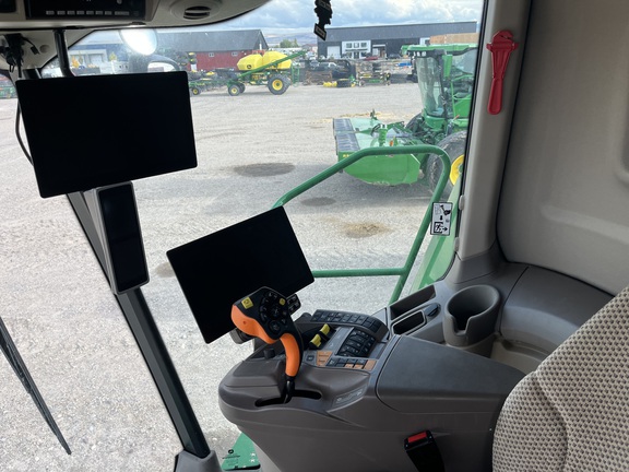 2024 John Deere S770 Combine