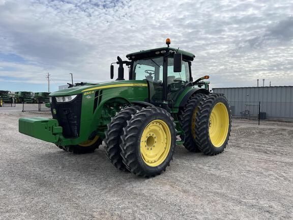 2019 John Deere 8320R Tractor
