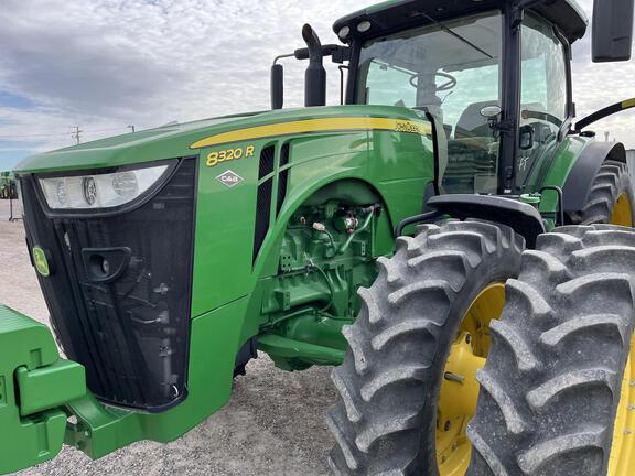 2019 John Deere 8320R Tractor