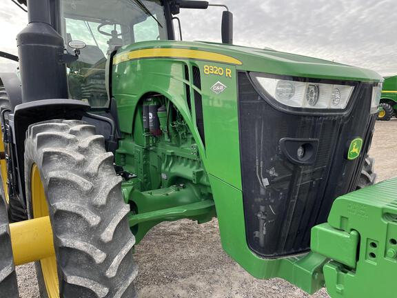 2019 John Deere 8320R Tractor
