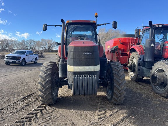 2011 Case IH Magnum 225 Tractor