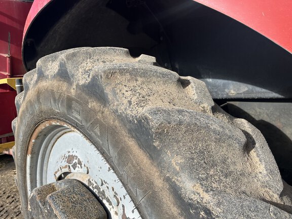 2011 Case IH Magnum 225 Tractor