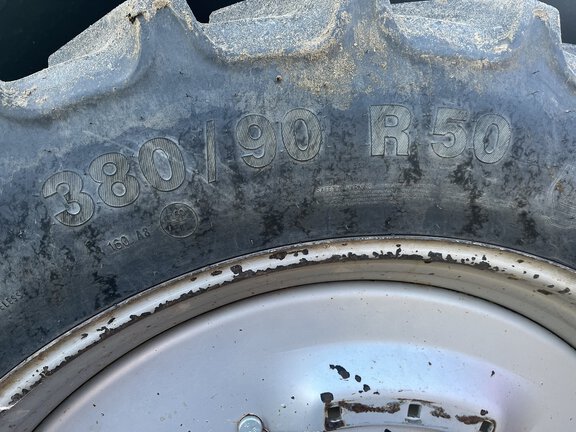 2011 Case IH Magnum 225 Tractor