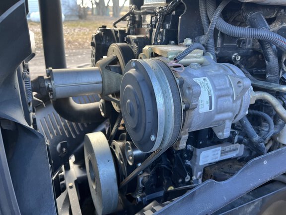 2011 Case IH Magnum 225 Tractor