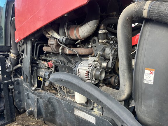 2011 Case IH Magnum 225 Tractor