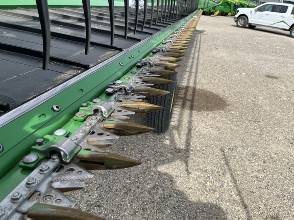 2023 John Deere 735D Header Combine