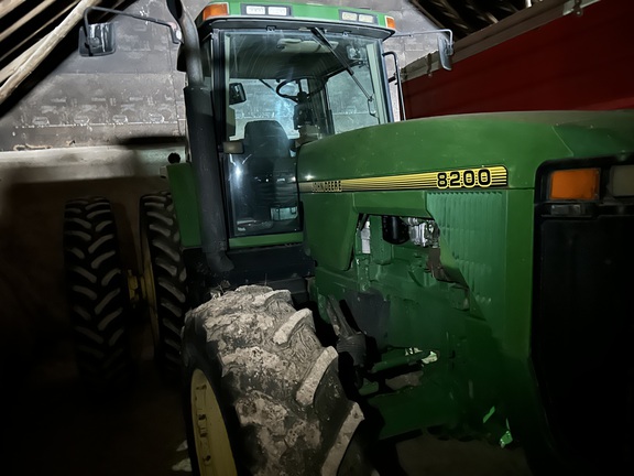 1996 John Deere 8200 Tractor
