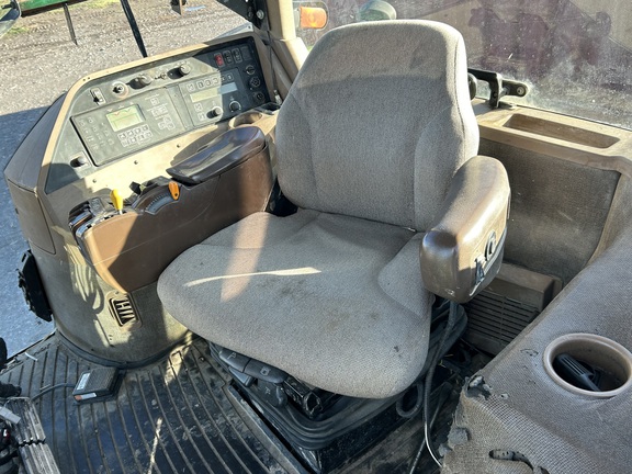 2004 John Deere 8420 Tractor