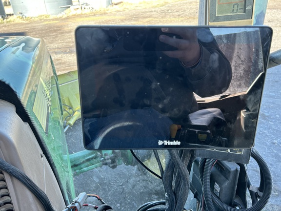 2004 John Deere 8420 Tractor