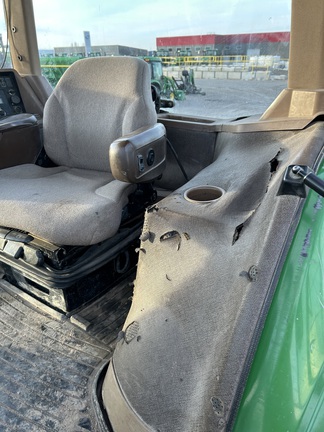 2004 John Deere 8420 Tractor