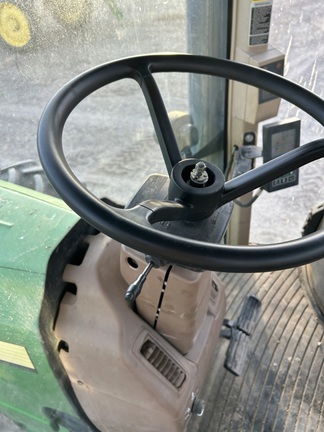 2004 John Deere 8420 Tractor