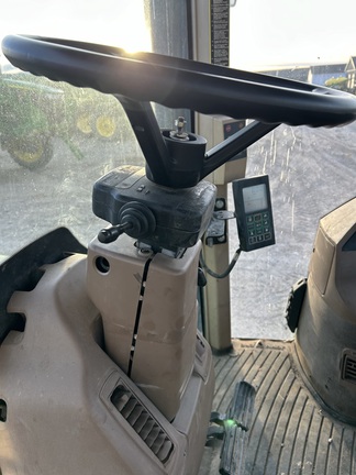 2004 John Deere 8420 Tractor