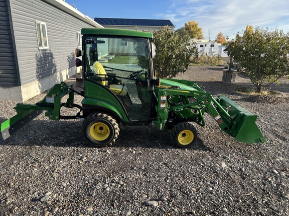 2024 John Deere 1025R Tractor Compact