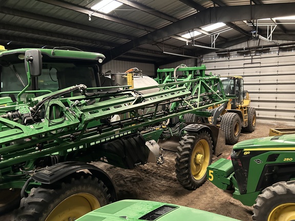 2019 John Deere R4038 Sprayer/High Clearance