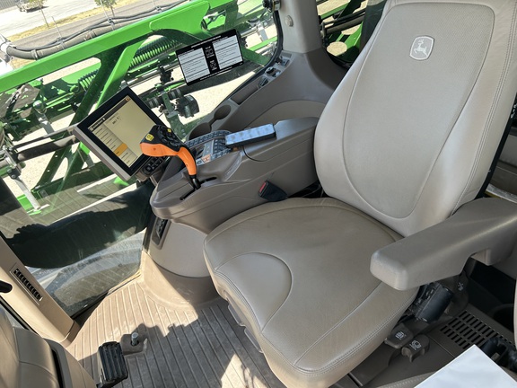 2019 John Deere R4038 Sprayer/High Clearance