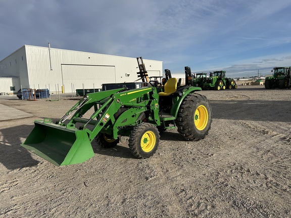 2020 John Deere 4066R Tractor Compact