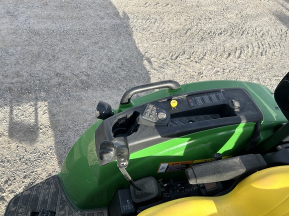 2020 John Deere 4066R Tractor Compact
