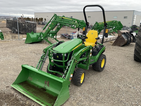 2023 John Deere 1025R Tractor Compact