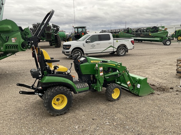 2023 John Deere 1025R Tractor Compact