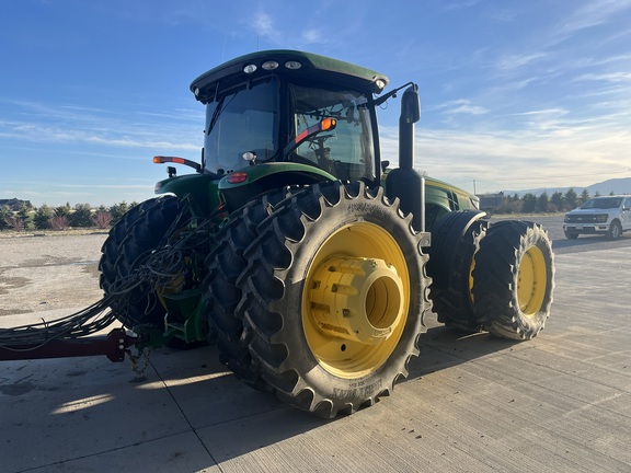 2011 John Deere 8360R Tractor