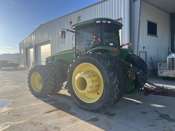 2011 John Deere 8360R Tractor