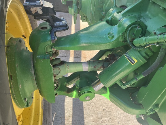 2011 John Deere 8360R Tractor