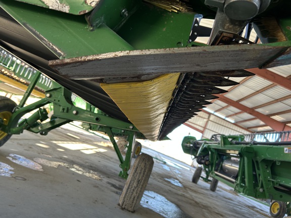 2022 John Deere 735D Header Combine