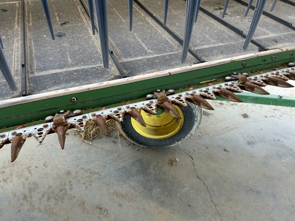 2022 John Deere 735D Header Combine
