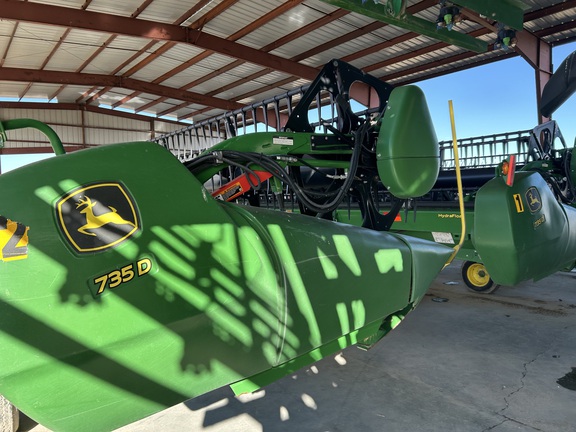 2022 John Deere 735D Header Combine