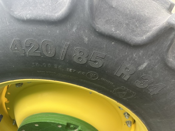 2013 John Deere 7260R Tractor