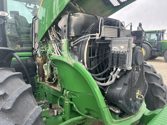 2013 John Deere 7260R Tractor