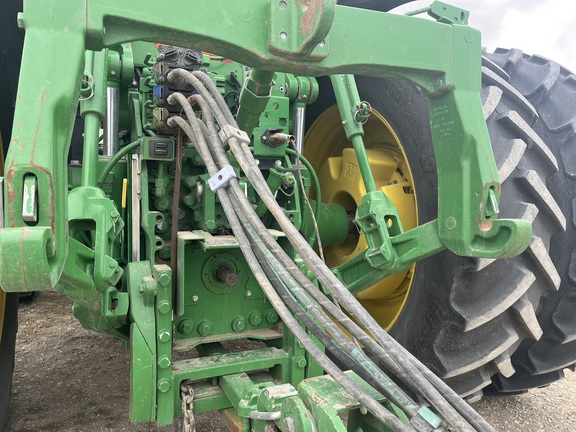 2013 John Deere 7260R Tractor
