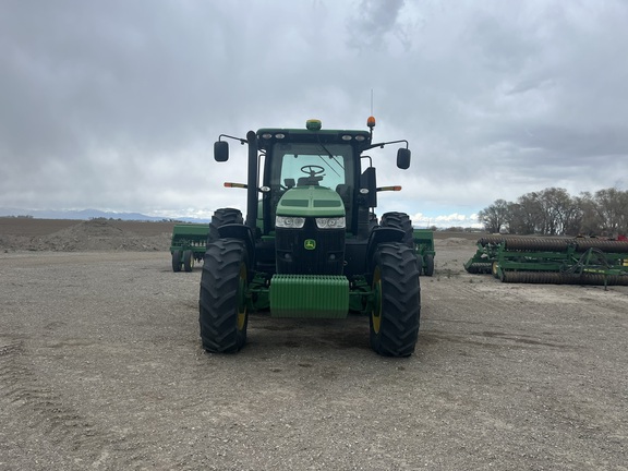 2013 John Deere 7260R Tractor