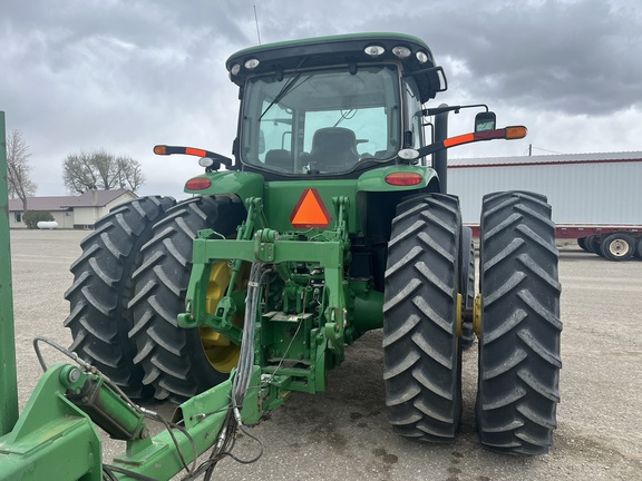2013 John Deere 7260R Tractor