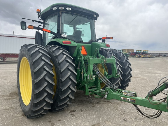 2013 John Deere 7260R Tractor