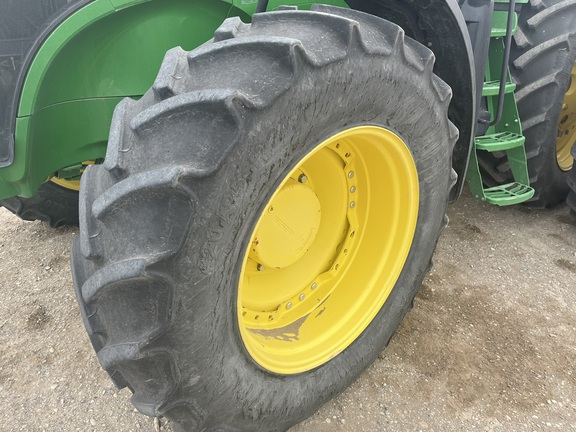 2013 John Deere 7260R Tractor