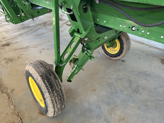 2022 John Deere 735D Header Combine