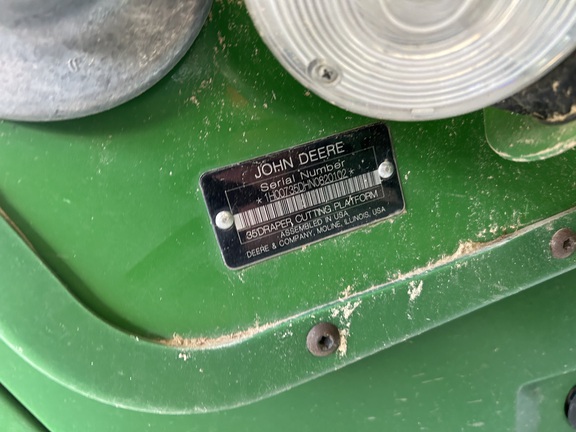 2022 John Deere 735D Header Combine