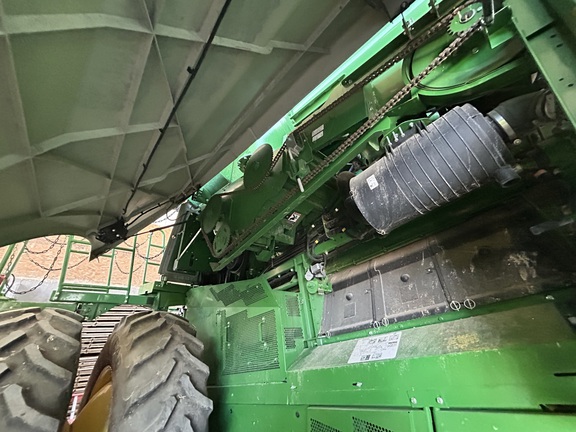 2022 John Deere S770 Combine