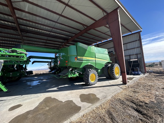 2022 John Deere S770 Combine