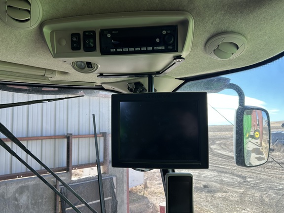 2022 John Deere S770 Combine