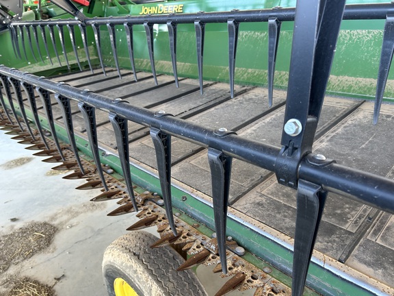 2021 John Deere 735D Header Combine