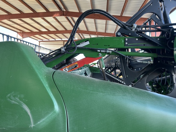 2021 John Deere 735D Header Combine