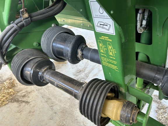 2021 John Deere 735D Header Combine